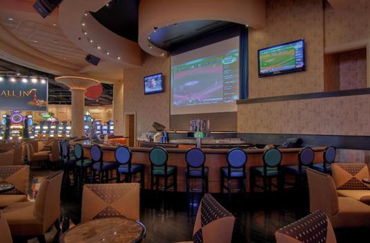 Отель Hollywood Casino Бангор Экстерьер фото