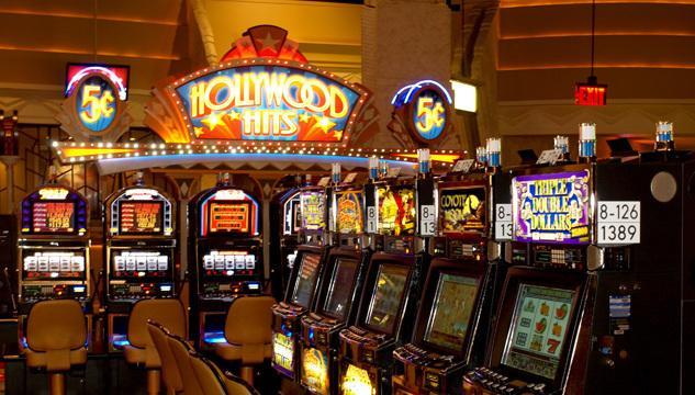 Отель Hollywood Casino Бангор Экстерьер фото